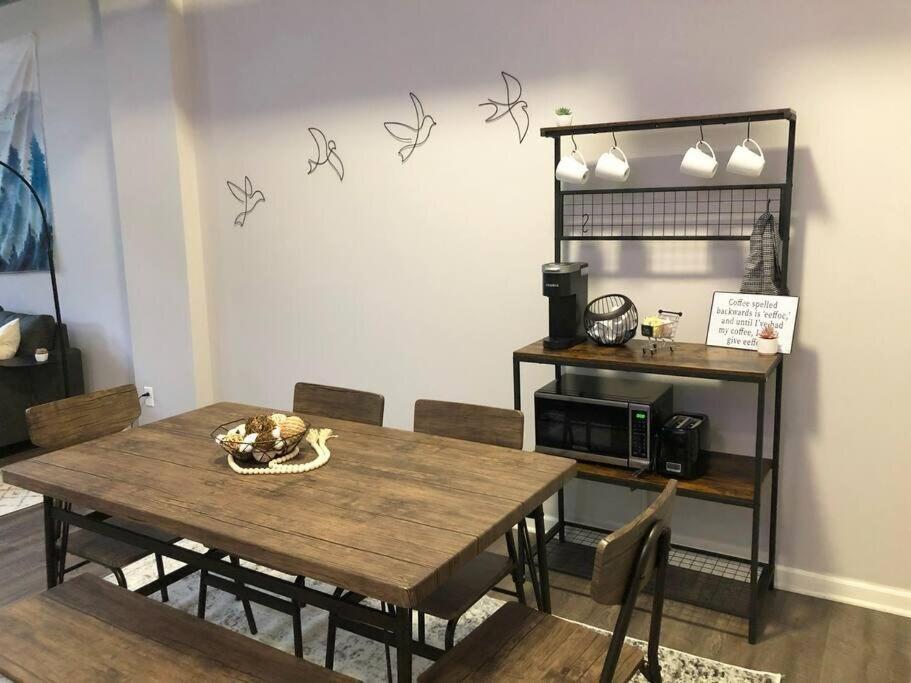 Downtown Cleveland -Modern First Floor Unitアパートメント エクステリア 写真